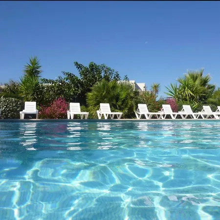 Luxury 3 Piece Garden In Cannes Marina Mandelieu