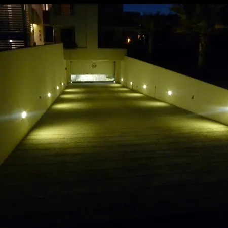 Luxury 3 Piece Garden In Cannes Marina