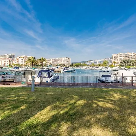 Luxury 3 Piece Garden In Cannes Marina Apartment