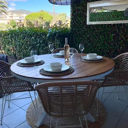 Daire Luxury 3 Piece Garden In Cannes Marina *