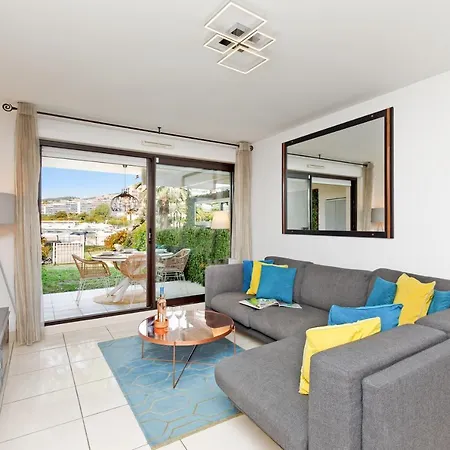Luxury 3 Piece Garden In Cannes Marina Daire Mandelieu