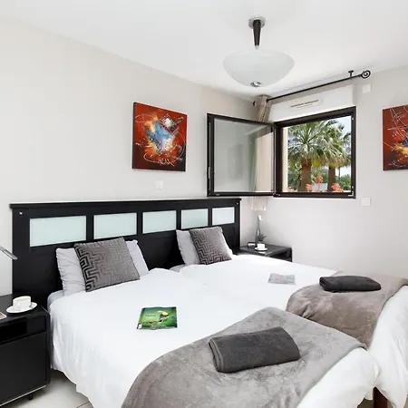 Luxury 3 Piece Garden In Cannes Marina Mandelieu